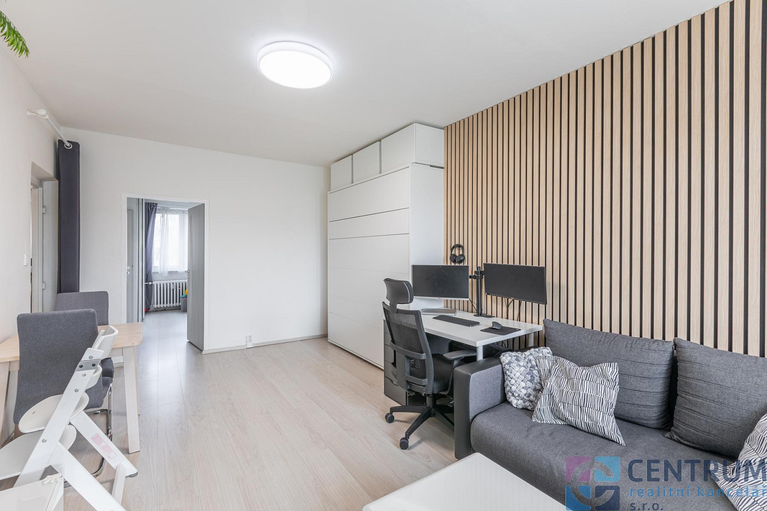 Pronájem bytu 2+1 51 m² — photo 2