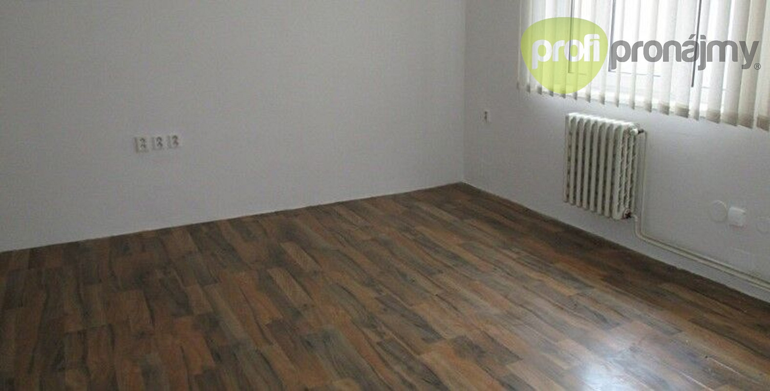 Pronájem kanceláře 16 m² nebo 19 m² – pohled 4