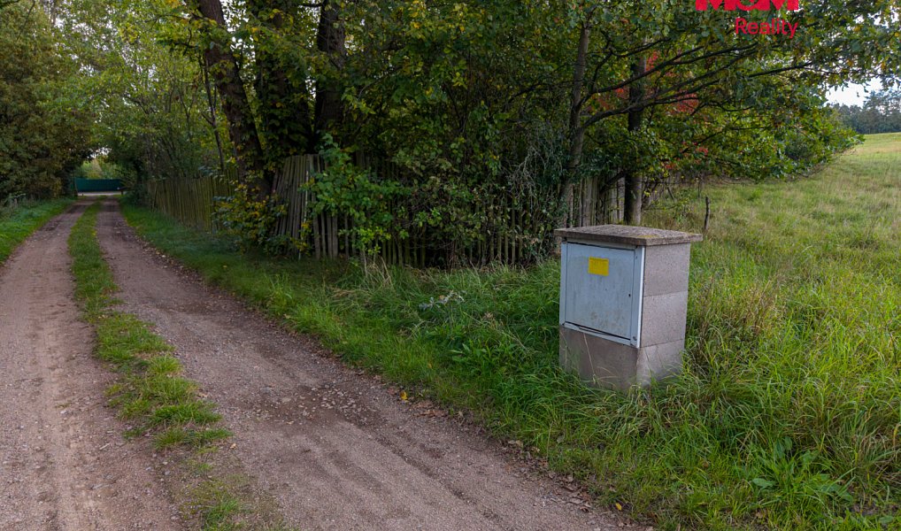 Prodej stavebního pozemku 978 m², Zdechovice – náhled fotky 10