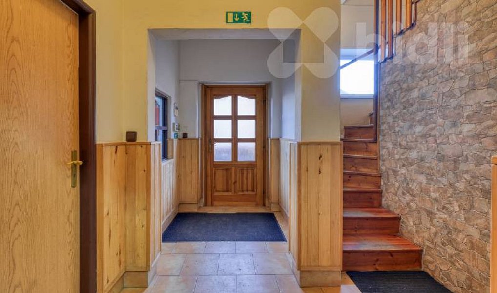 Pronájem skladovacích prostor 280 m², Dolní Bousov – náhled fotky 29
