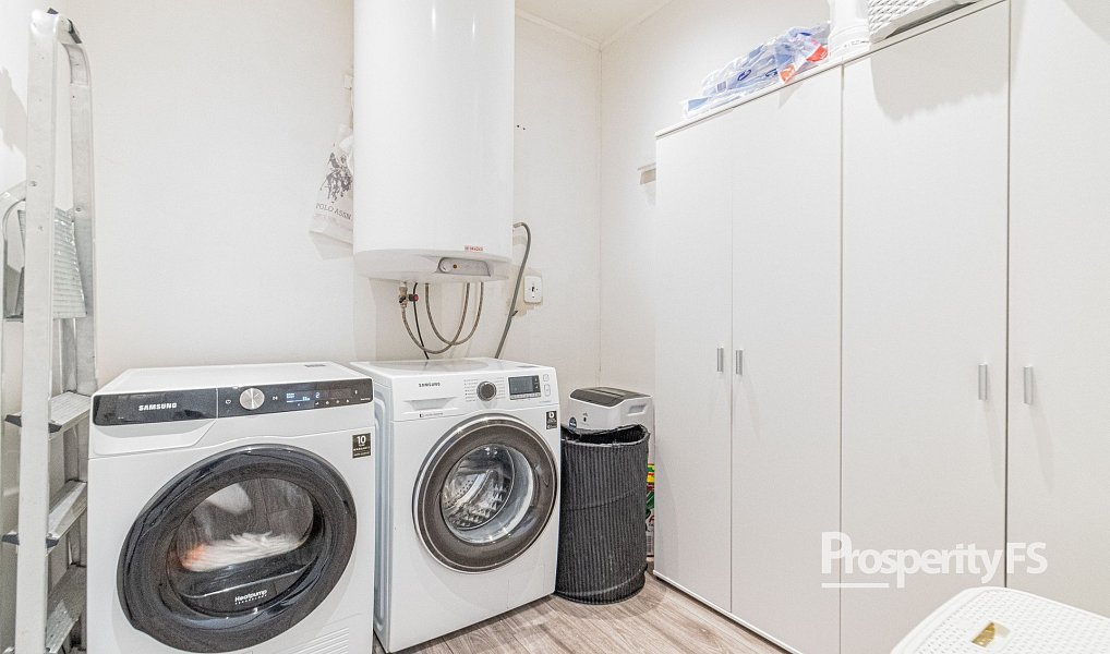 Prodej domu 290 m² s pozemkem 658 m², Kyselovice – náhled fotky 23