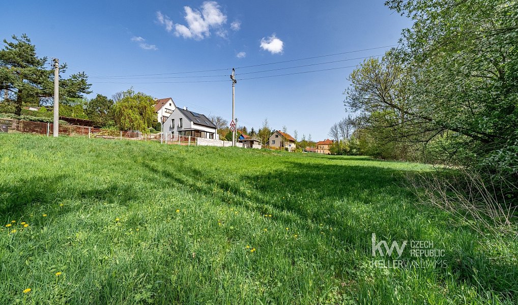 Prodej stavebního pozemku 979 m², Petroupim – náhled fotky 3