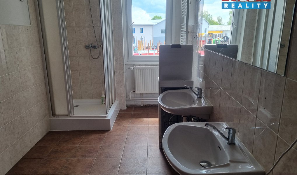Pronájem obchodních prostor 336 m², Jihlava – náhled fotky 12