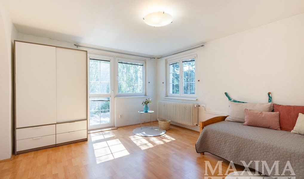 Prodej domu 180 m² s pozemkem 1 806 m², Cvrčovice – náhled fotky 14