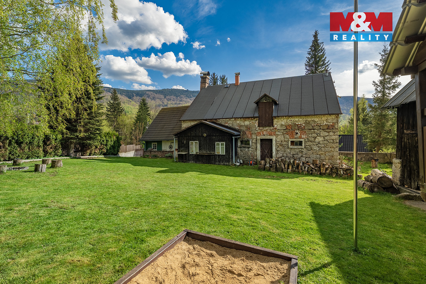 Prodej chaty/chalupy 133 m² s pozemkem 1 603 m² — photo 2