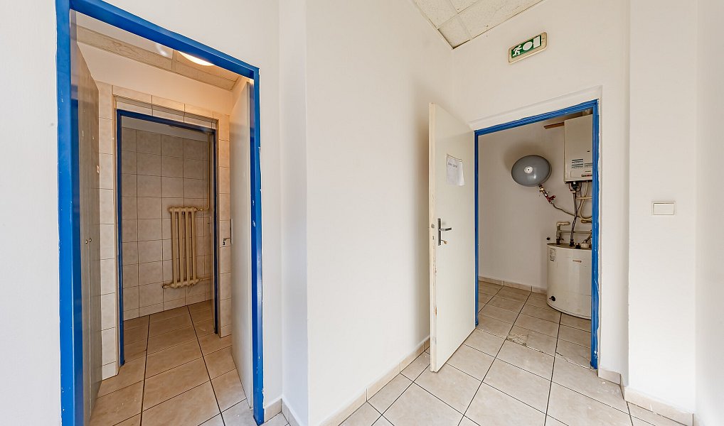 Prodej obchodních prostor 440 m², Bojkovice – náhled fotky 33