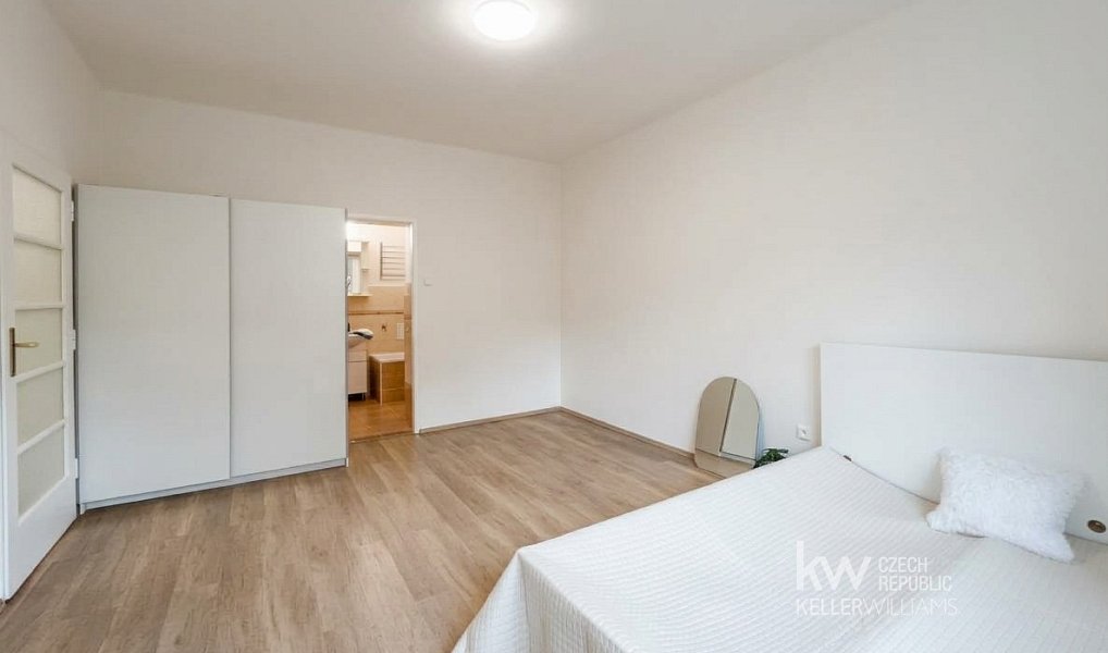 Pronájem bytu 1+1 33 m², Praha – náhled fotky 5
