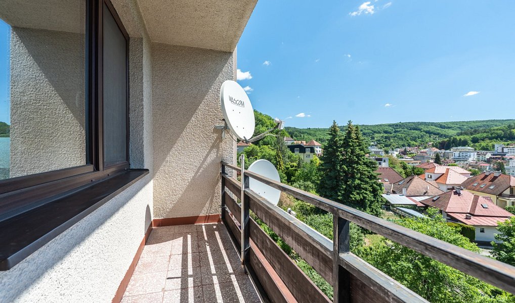 Prodej domu 366 m² s pozemkem 613 m², Luhačovice – náhled fotky 12