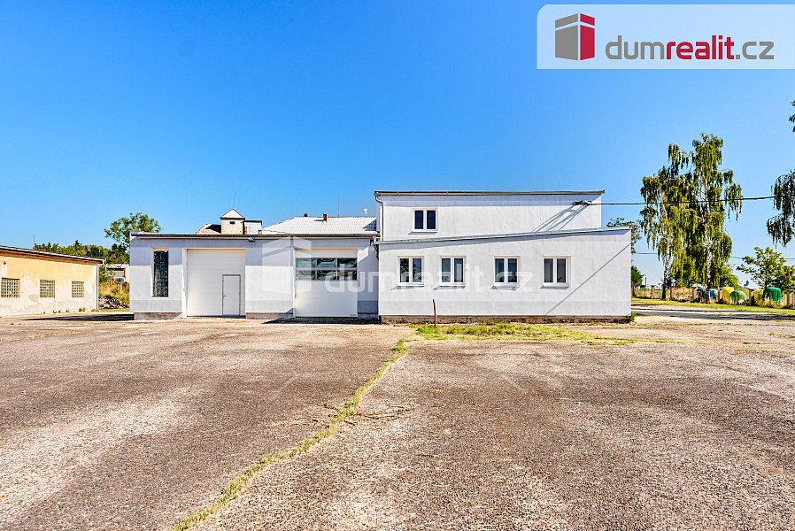Prodej výrobních prostor 2 500 m² – fotografie 4