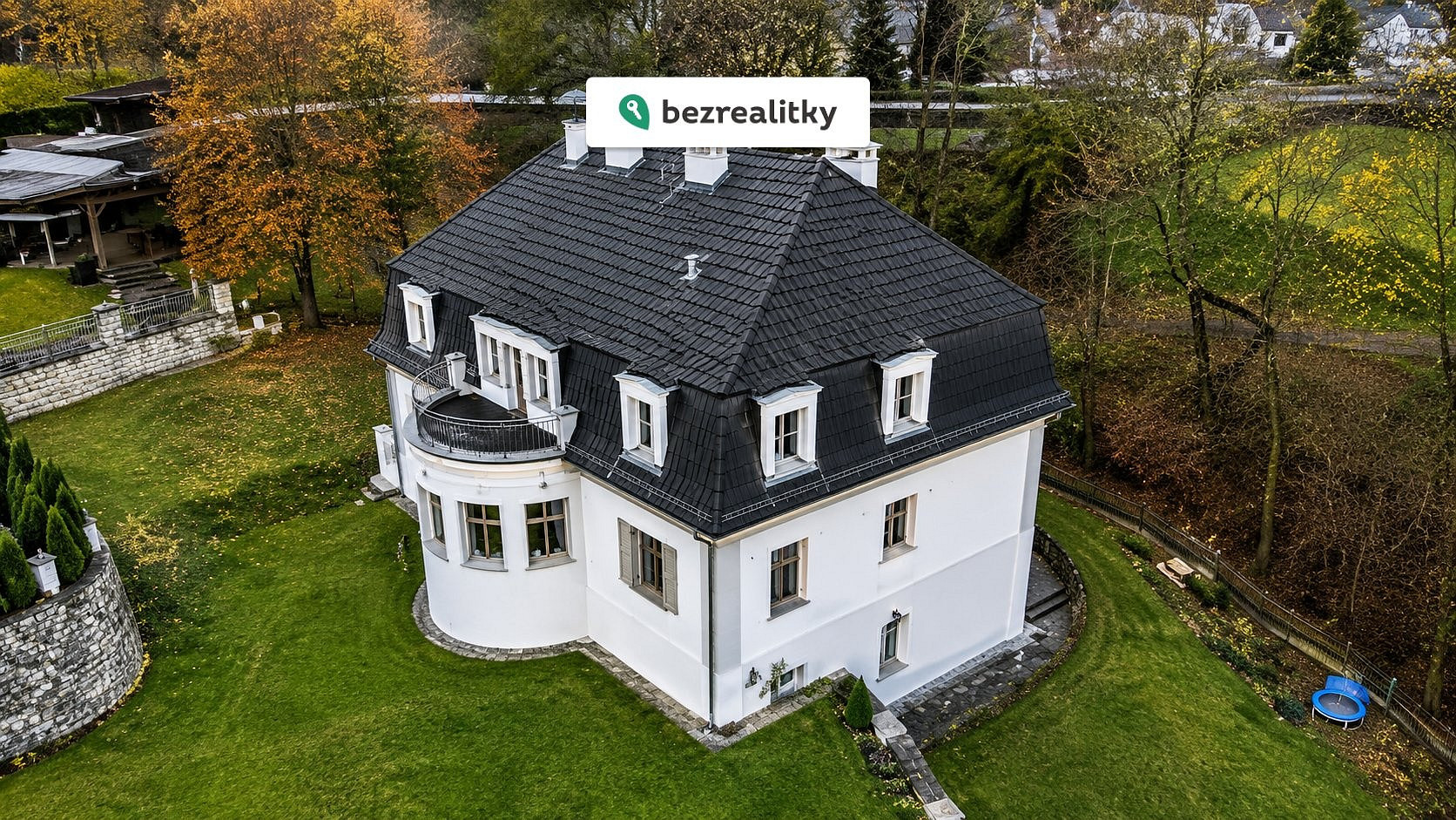 Prodej domu 193 m² s pozemkem 2 441 m² — photo 2