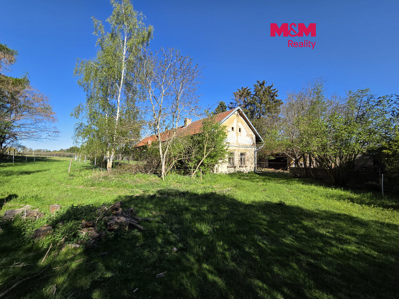 Prodej domu 90 m² s pozemkem 6 061 m²