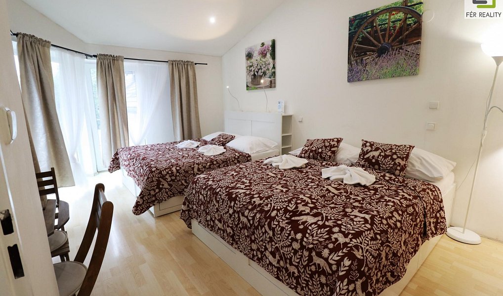 Prodej ubytovacího objektu 607 m², Vědomice – náhled fotky 12