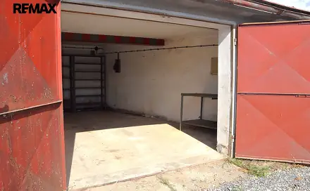 Prodej garáže v Plzni Lobzích., Plzeň
