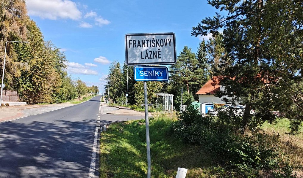 Prodej stavebního pozemku 2 076 m², Františkovy Lázně – náhled fotky 3