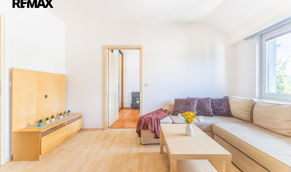 Prodej bytu 2+kk 43 m², Dobřichovice – náhled fotky 9