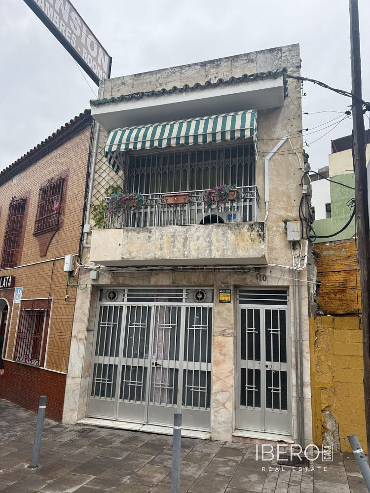 Casa 6+kk – Algeciras, Urbanización Parque Bolonia, Campo de Gibraltar - Vista 3