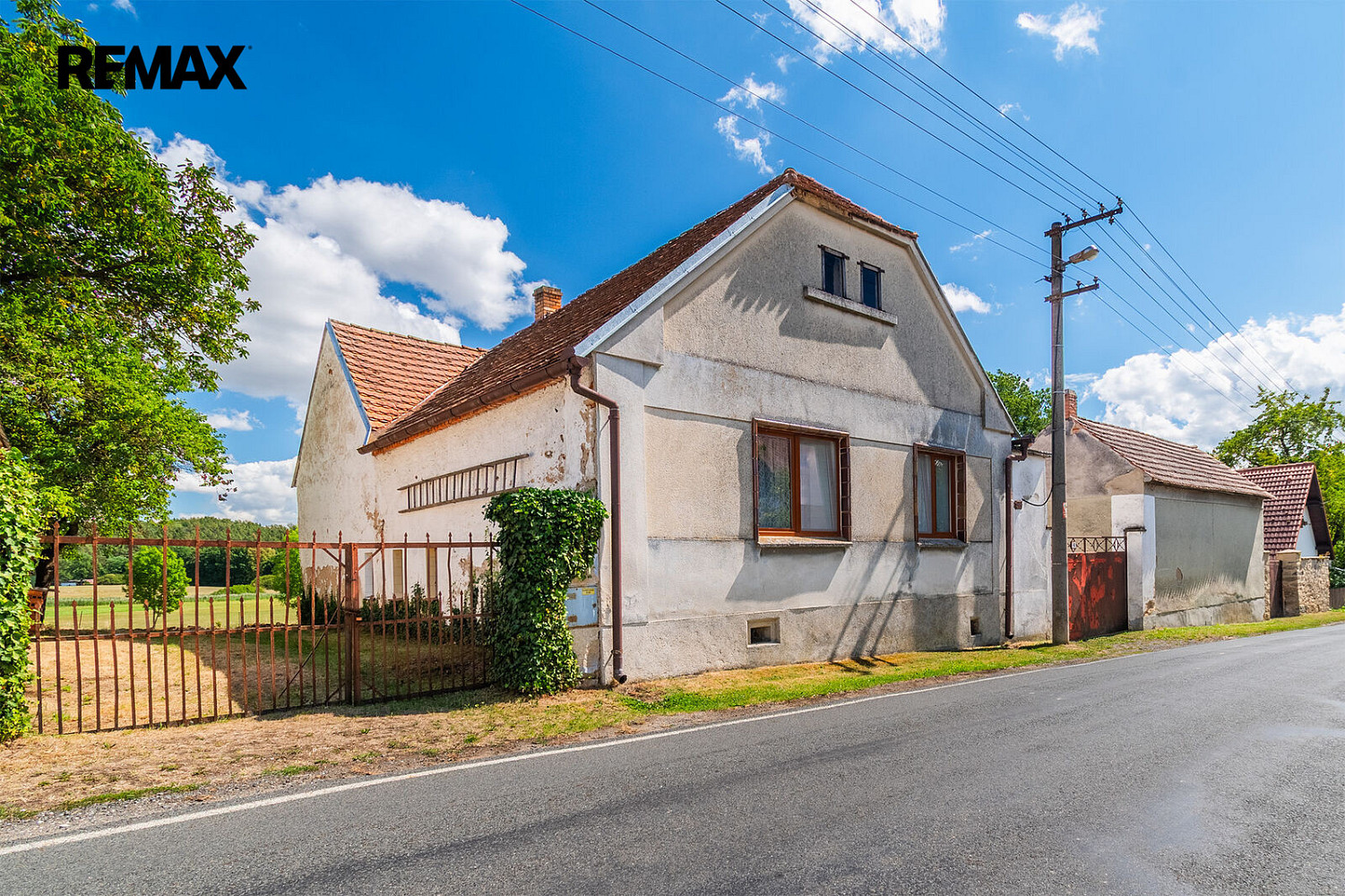Prodej domu 93 m² s pozemkem 3 355 m²