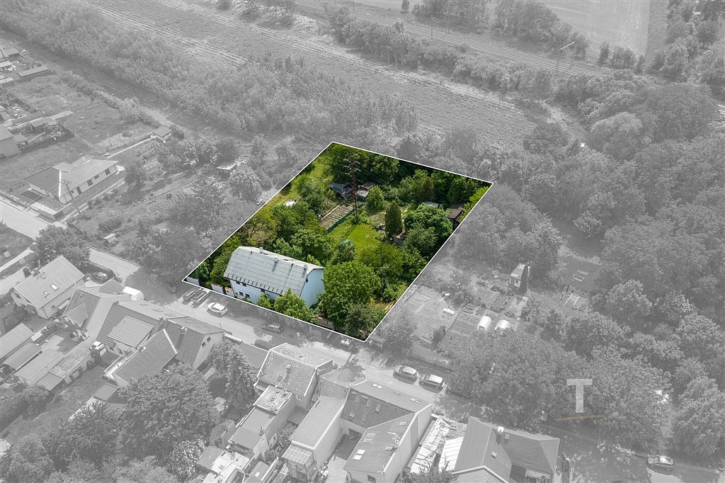 Prodej domu 430 m² s pozemkem 1 800 m² - Ansicht 3
