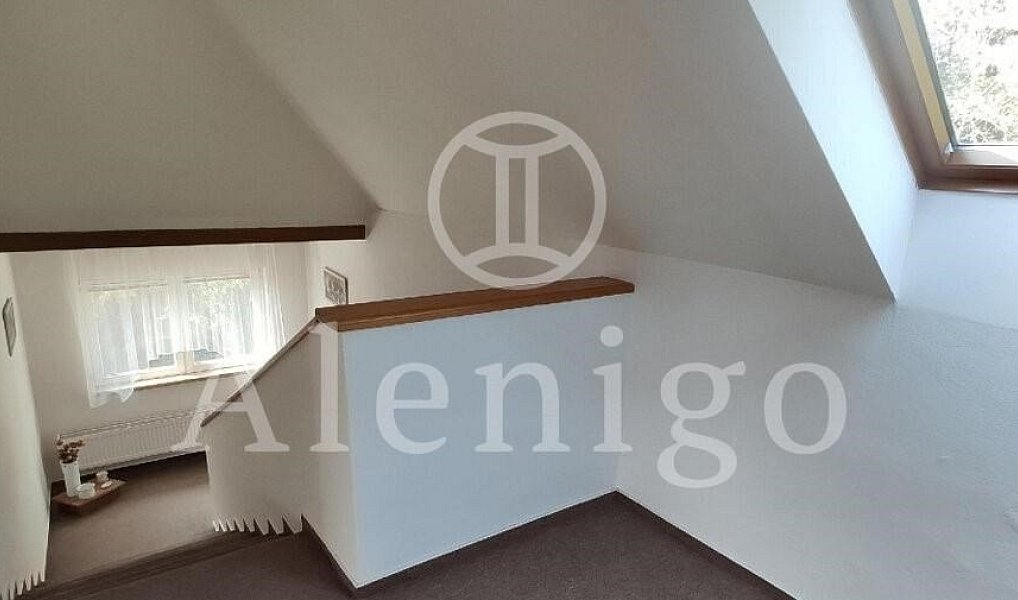 Prodej domu 275 m² s pozemkem 676 m², Praha – náhled fotky 11