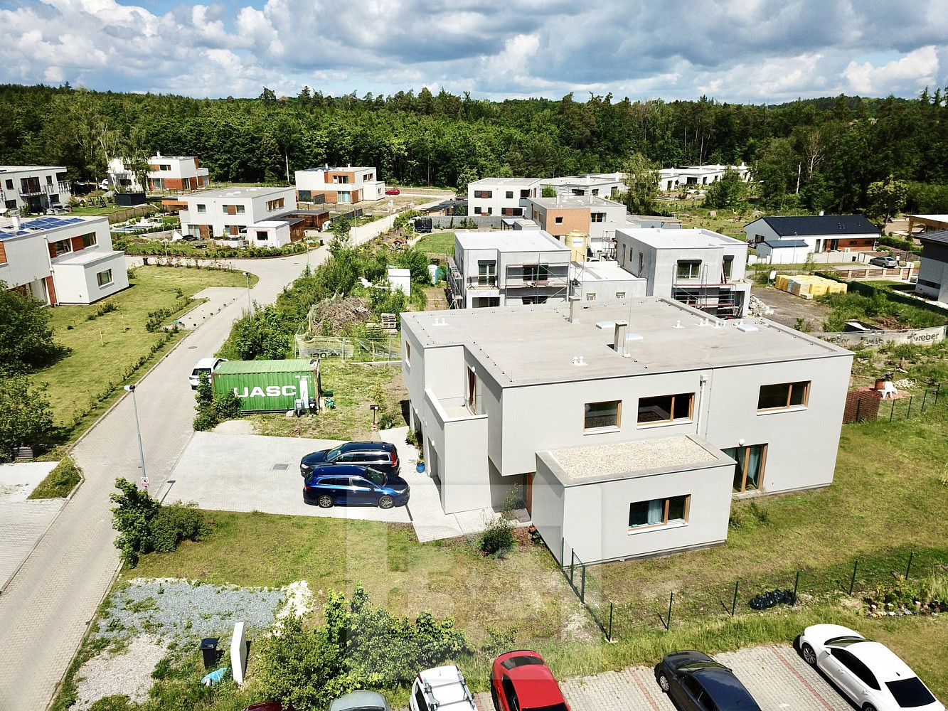 Prodej domu 181 m² s pozemkem 846 m² — photo 2