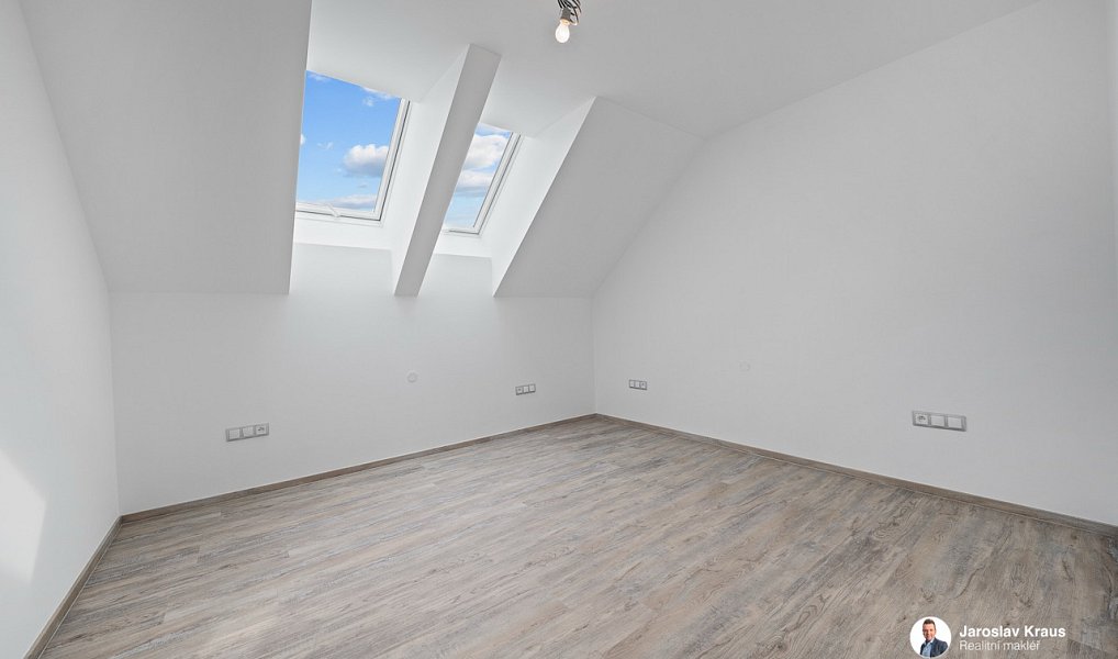 Prodej domu 134 m² s pozemkem 148 m², Nová Paka – náhled fotky 28