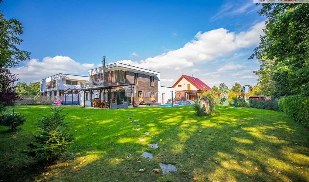 Prodej domu 249 m² s pozemkem 1 050 m², Praha – náhled fotky 27