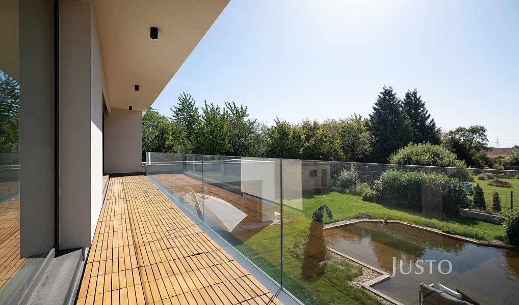 Prodej domu 349 m² s pozemkem 1 385 m², Ohrobec – náhled fotky 41