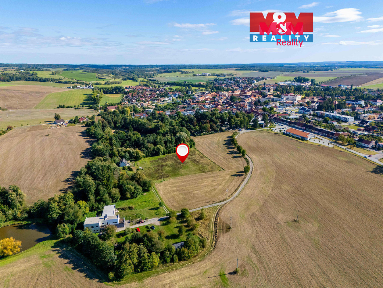 Prodej stavebního pozemku 999 m²