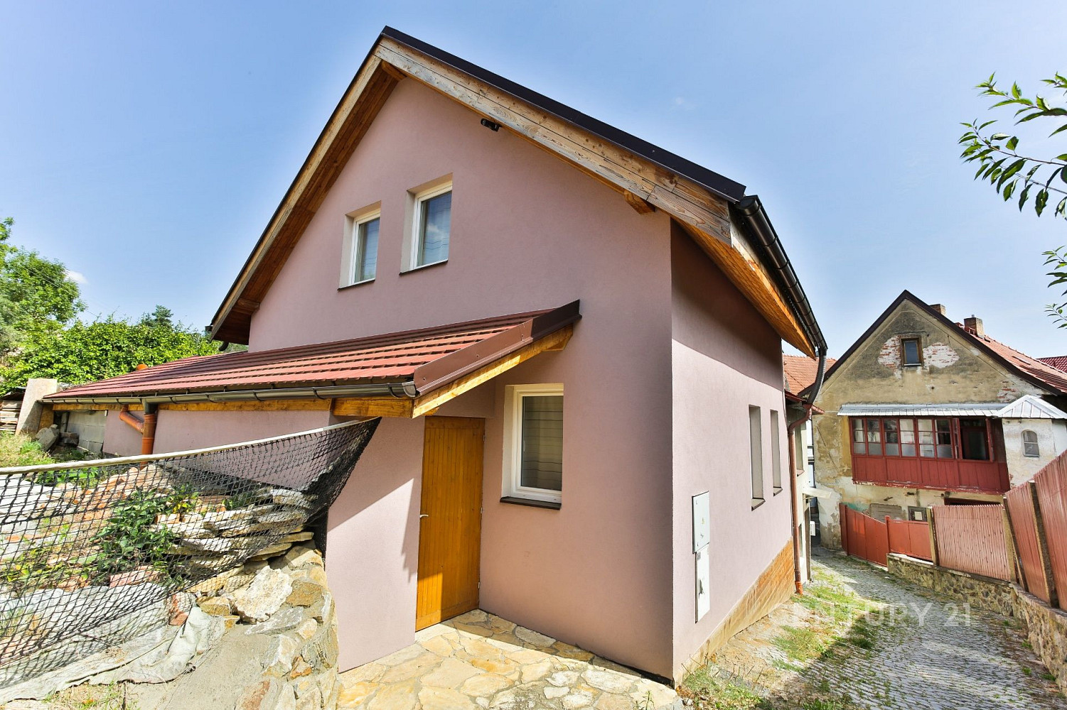 Prodej domu 103 m² s pozemkem 80 m² — photo 2