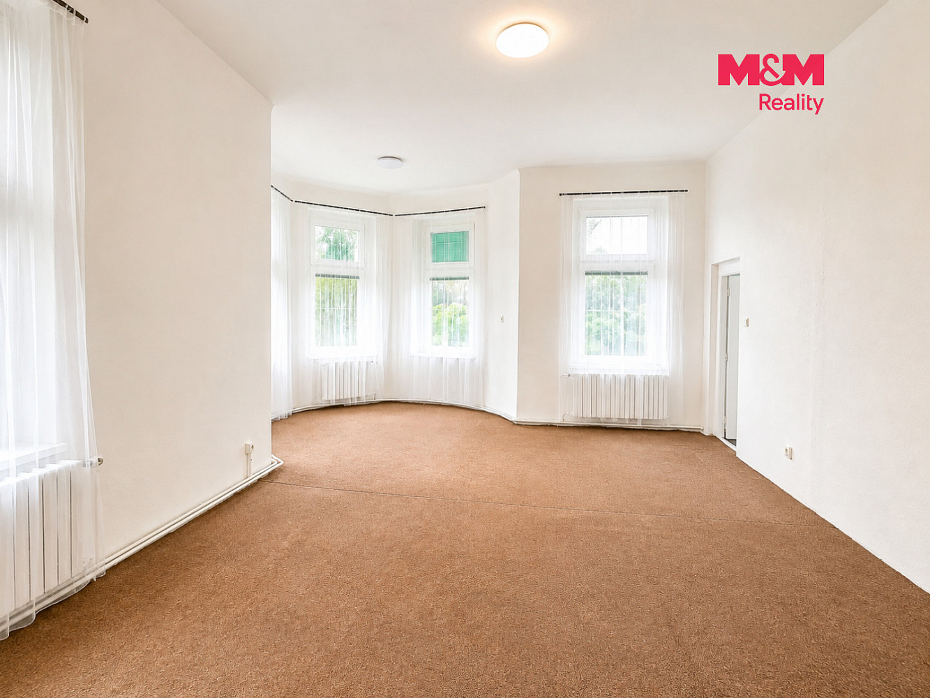 Pronájem bytu 3+1 129 m² – fotografie 2