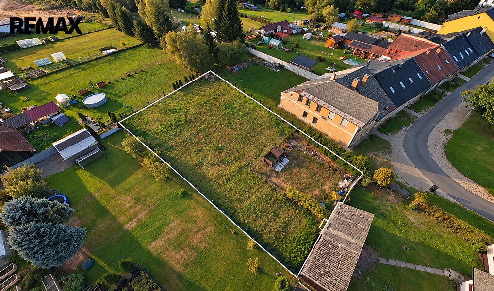 Prodej stavebního pozemku 1 109 m², Volary – náhled fotky 3