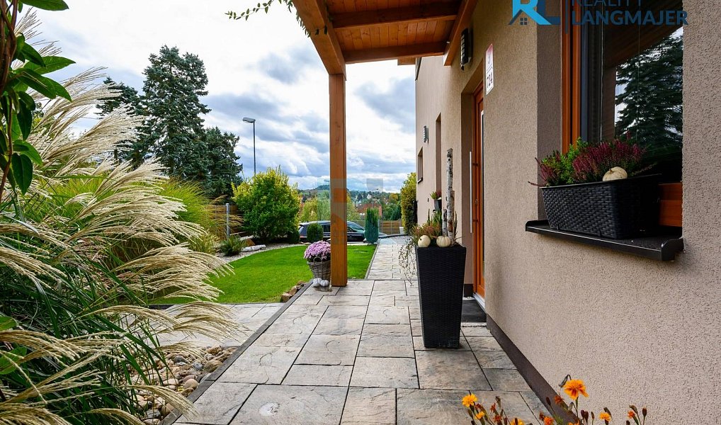 Prodej domu 183 m² s pozemkem 724 m², Plzeň – náhled fotky 45