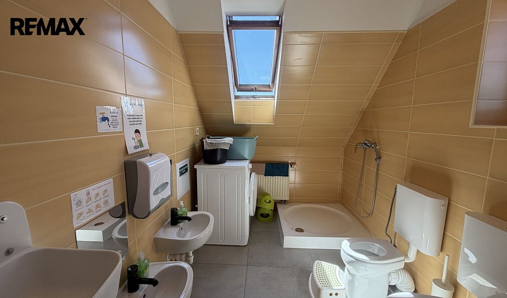 Pronájem komerčního objektu (jiného typu) 68 m², Kralupy nad Vltavou – náhled fotky 15