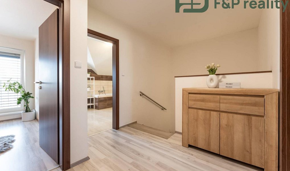 Prodej domu 97 m² s pozemkem 300 m², Miskovice – náhled fotky 17