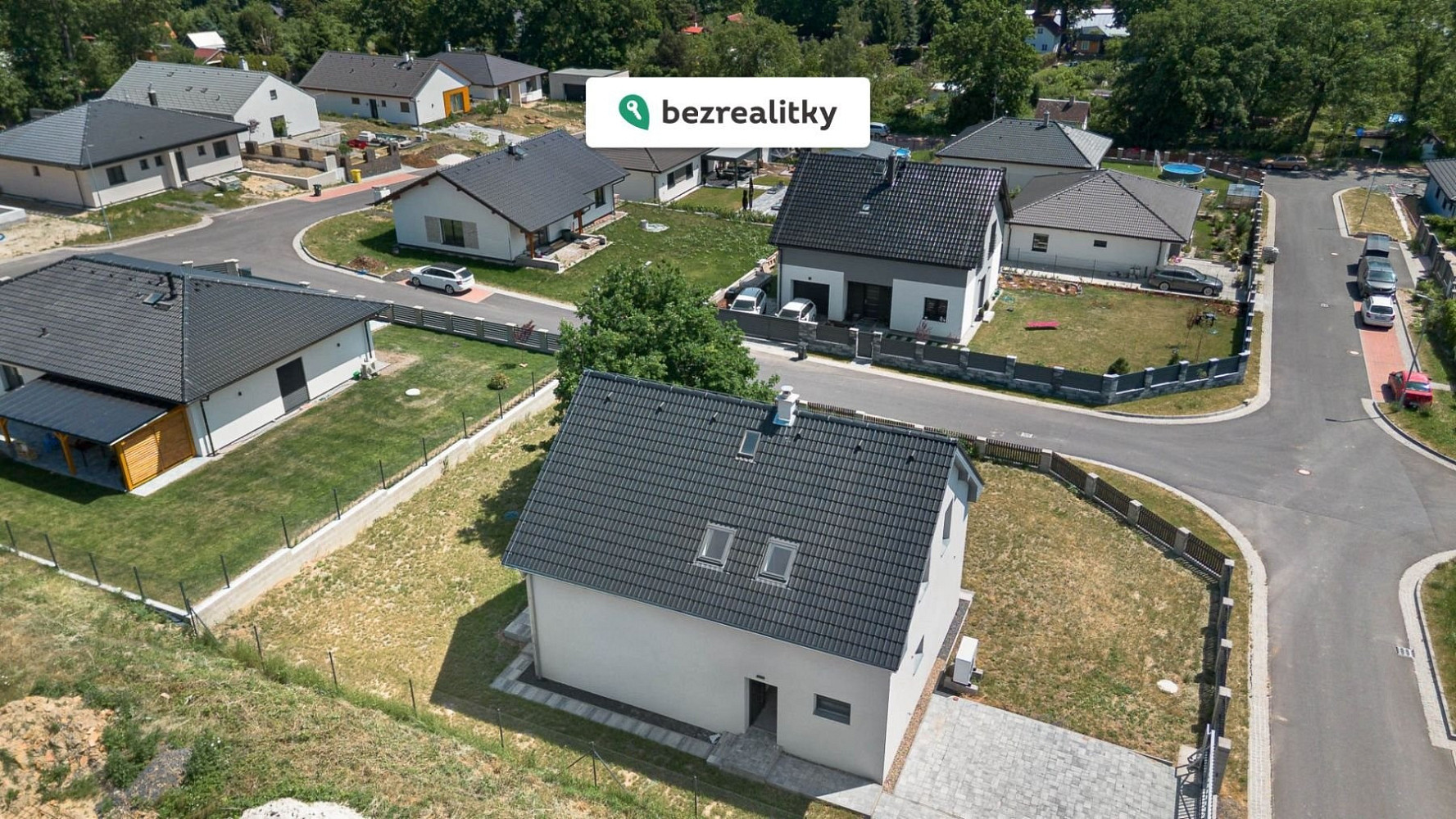 Prodej domu 207 m² s pozemkem 723 m² – fotografie 2