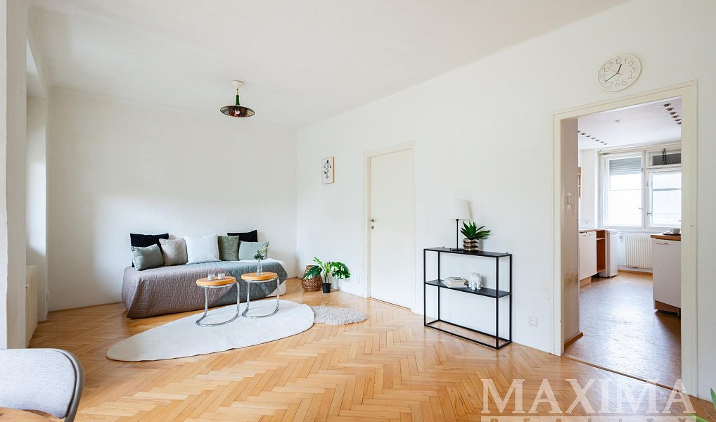 Prodej bytu 3+1 76 m², Praha – náhled fotky 2
