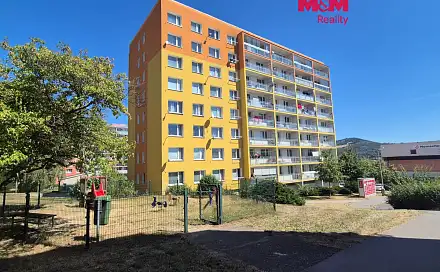 Prodej bytu 2+kk 40 m², Nad Stadionem, Králův Dvůr, okres Beroun