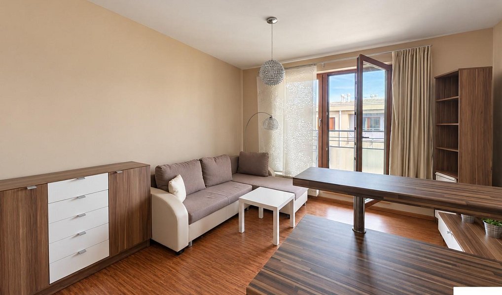 Pronájem bytu 1+kk 35 m², Praha – náhled fotky 2