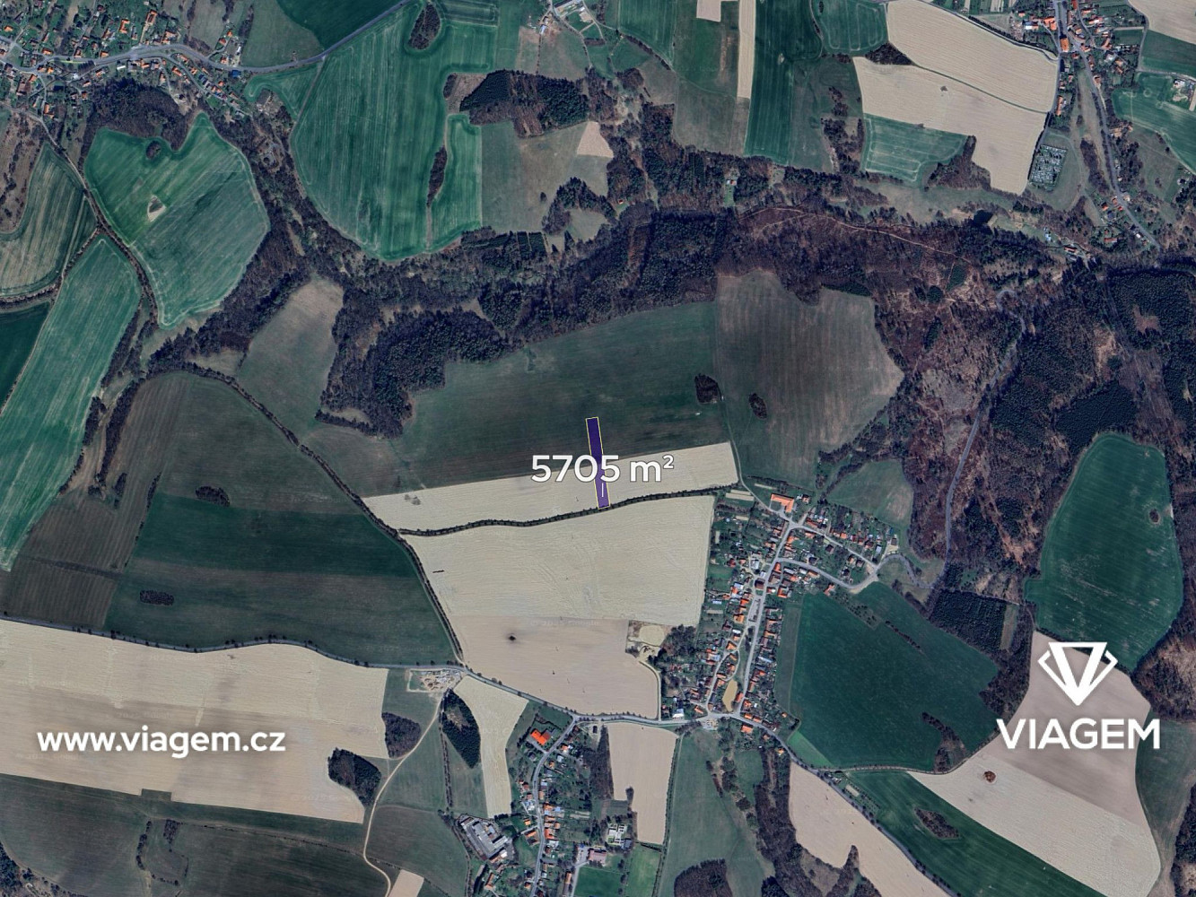 Prodej pole 1 901 m² – pohled 3