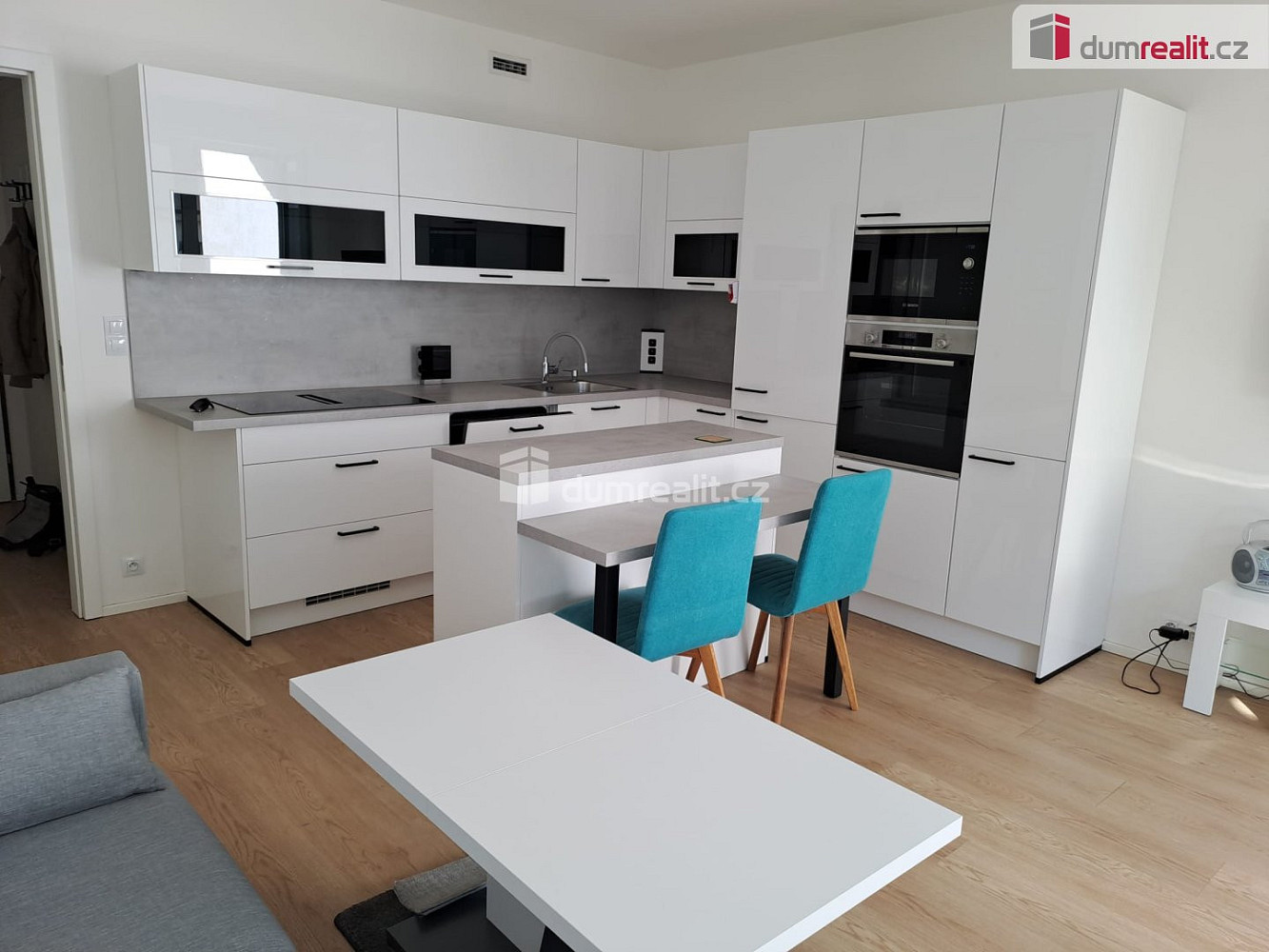 Pronájem bytu 1+kk 34 m² — photo 3