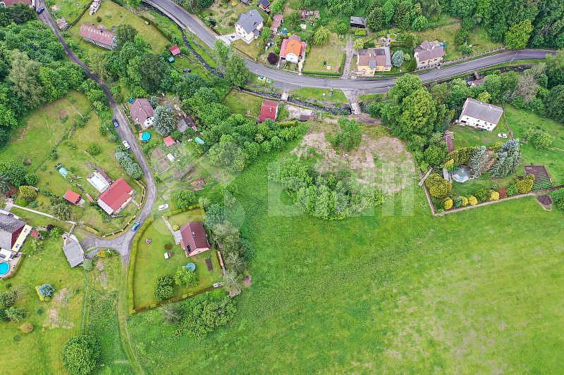 Prodej stavebního pozemku o rozloze 1951 m² – pohled 4