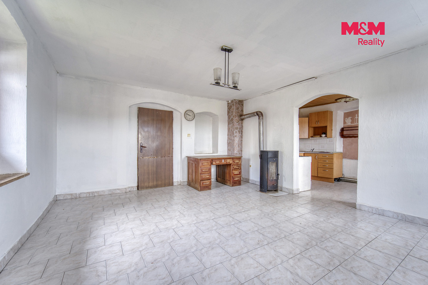 Prodej domu 1 888 m² s pozemkem 1 880 m² — photo 2