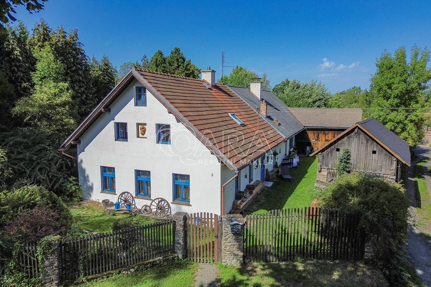 Prodej domu 450 m² s pozemkem 2 412 m² – fotografie 4