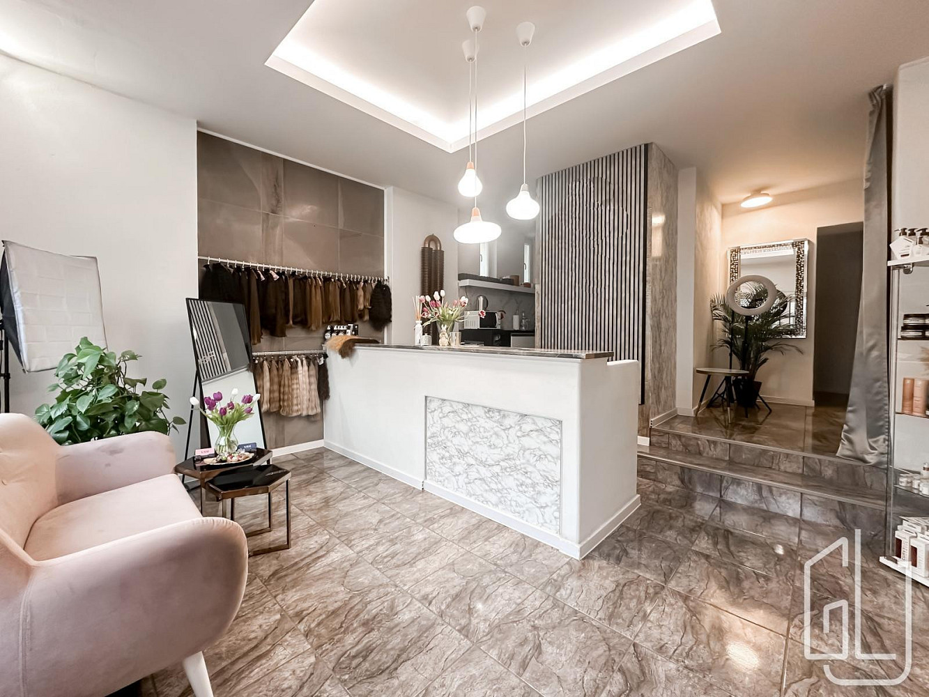 Pronájem obchodních prostor 91 m²
