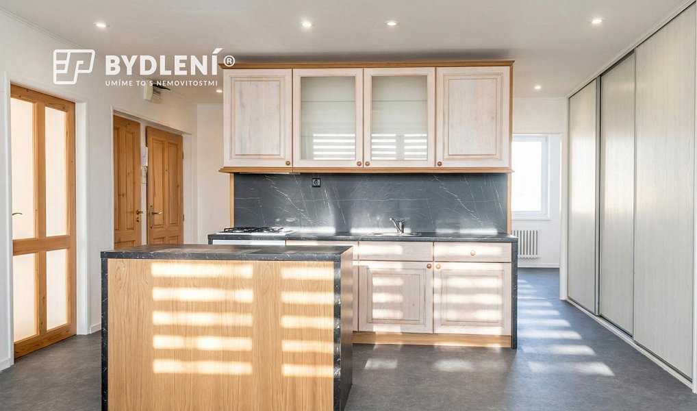 Pronájem bytu 4+kk 66 m², Meziboří – náhled fotky 3