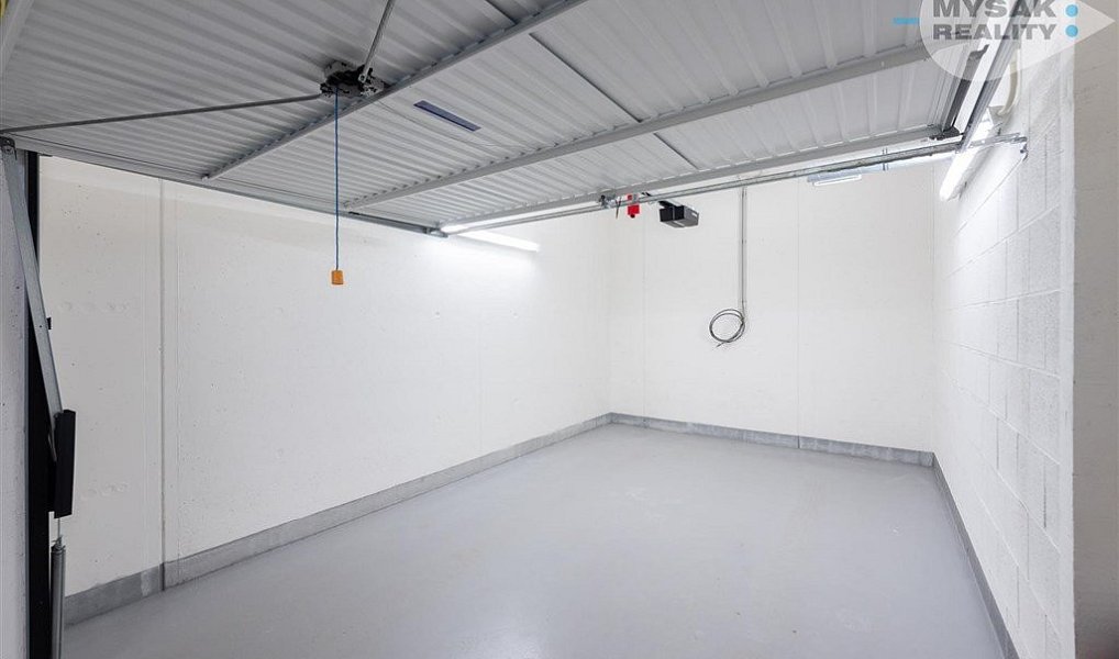 Pronájem bytu 3+kk 80 m², Praha – náhled fotky 21