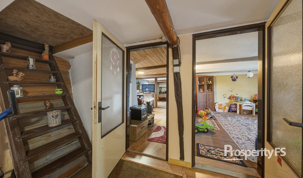 Prodej domu 318 m² s pozemkem 1 081 m², Liběšice – náhled fotky 30