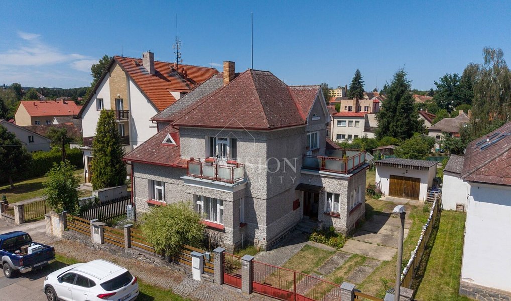 Prodej domu 165 m² s pozemkem 808 m², Mirovice – fotka 1 z 46
