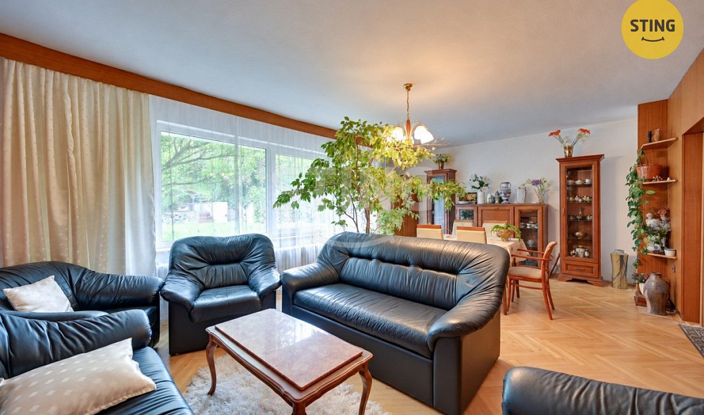 Prodej domu 400 m² s pozemkem 852 m², Zlín – náhled fotky 29