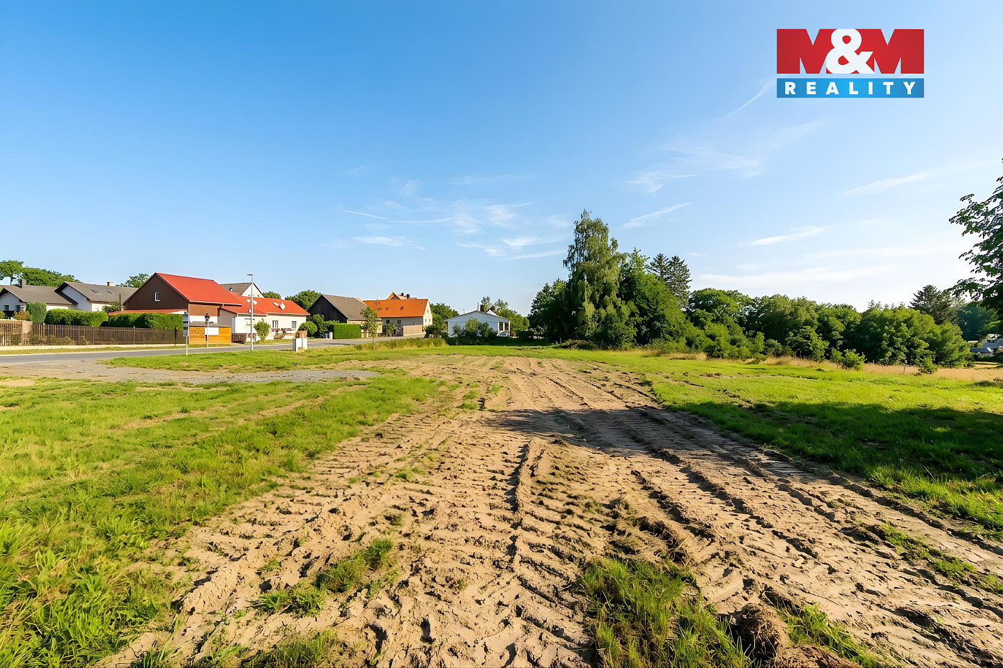 Prodej stavebního pozemku 802 m² – fotografie 3